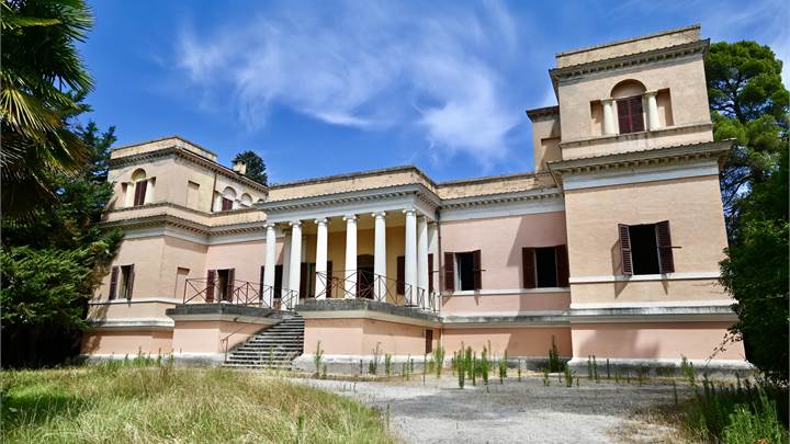 Prestigious 19th century Villa to restore